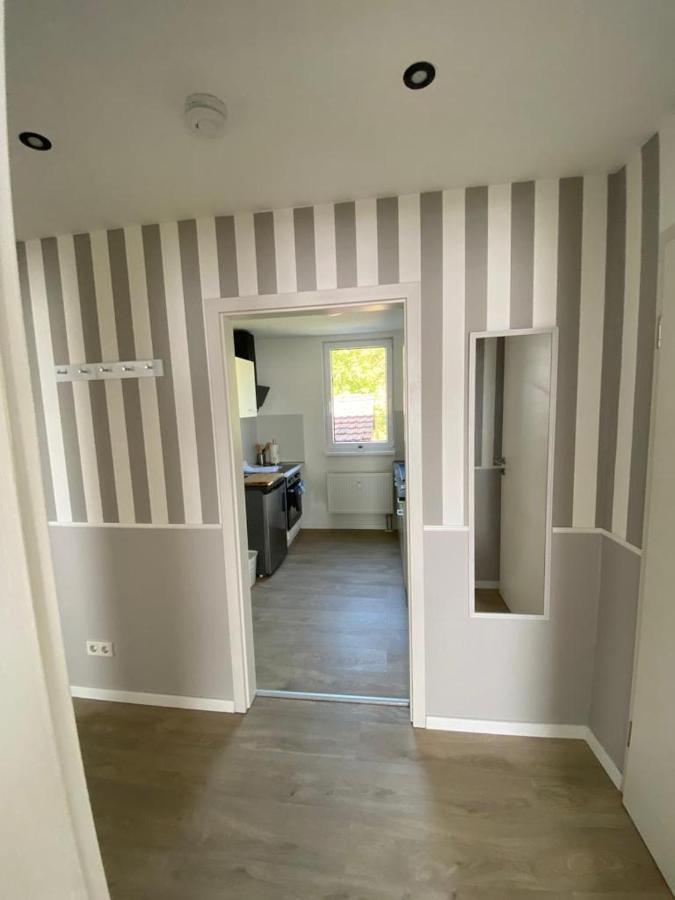 Schoene Ferienwohnung „Zum Glueck Tropical“ Eisenach Esterno foto