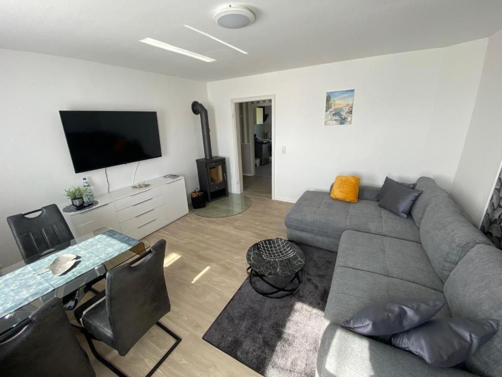 Schoene Ferienwohnung „Zum Glueck Tropical“ Eisenach Esterno foto